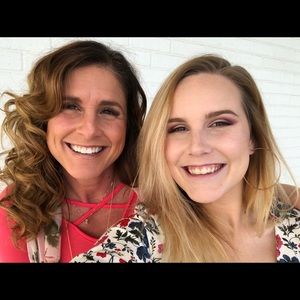 Meet your Posher, Makayla